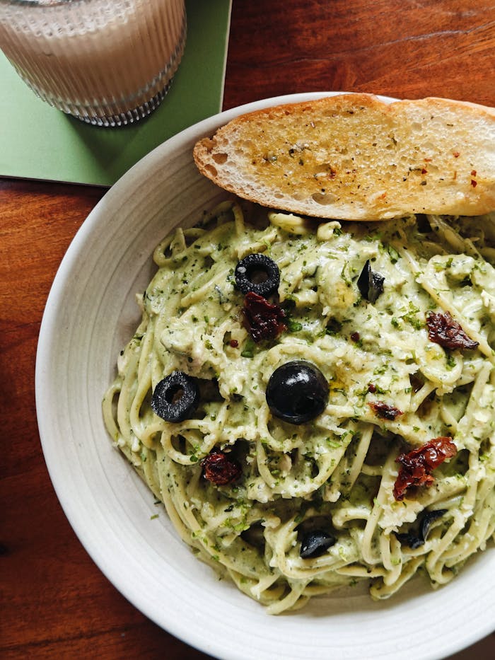 pexels-photo-32675201 pesto pasta